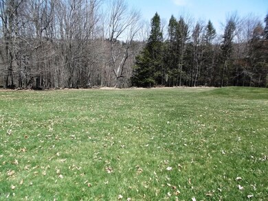 11 the Oasis, Waymart, PA 18472 - photo 4