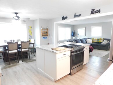 502 Charles St, Paw Paw, MI 49079 - photo 2