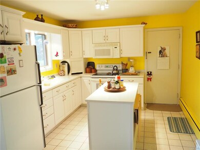 3303 Thomas St, Whitehall, PA 18052 - photo 7