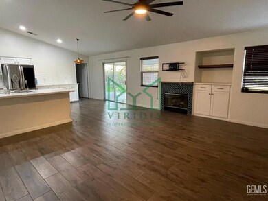 10002 Huntington Downs Ave, Bakersfield, CA 93312 - photo 2