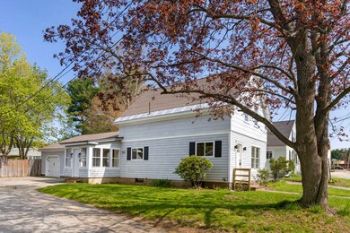 9 Grove St, Sanford, ME 04073 - photo 4