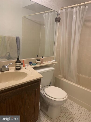 103 Claridge Ct unit 4, Princeton, NJ 08540 - photo 4