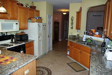 2290 Stonebridge Ln, Easton, PA 18040 - photo 6