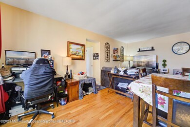 12-Living Room