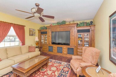 Living-Media Room