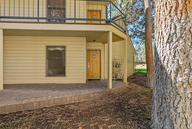 19717 SW Mount Bachelor Dr unit 154, Bend, OR 97702 - photo 2