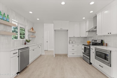 17-3680 Pineridge Dr-017