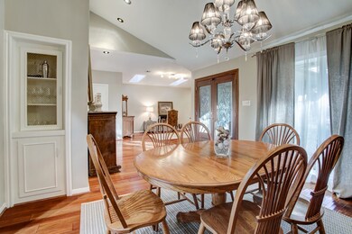 10118 Holly Springs, Houston, TX 77042 - photo 4