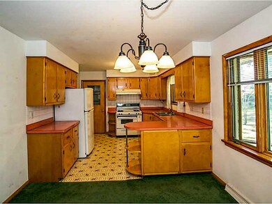 3703 Meadow Dr, Erie, PA 16506 - photo 3