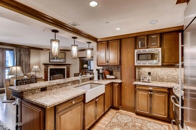 Park Hyatt Residences 2055 kitchen
