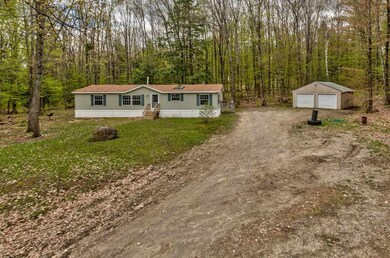 67 Sky Farm Rd, Deering, NH 03244 - photo 2