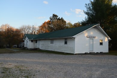 513 S Ramsey St, Manchester, TN 37355 - photo 2