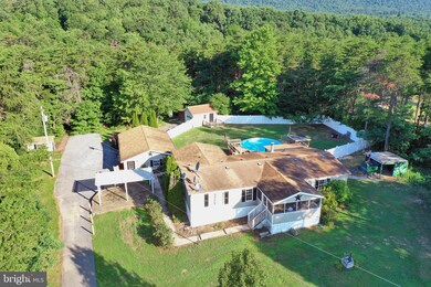 1091 Mitchem Ln, Hedgesville, WV 25427 - photo 2