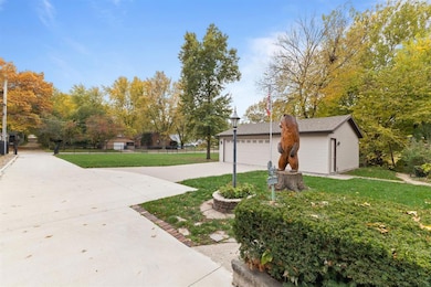 615 Shawnee Ave, Des Moines, IA 50313 - photo 4