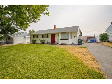 712 SW 29th St, Pendleton, OR 97801 - photo 2