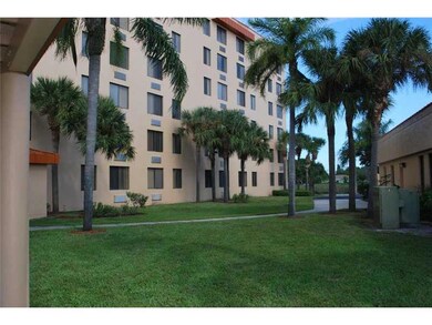 2210 N Australian Ave unit S119, West Palm Beach, FL 33407 - photo 2
