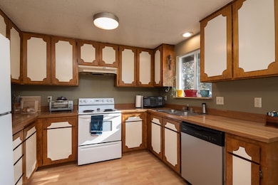 60856 Windsor Dr, Bend, OR 97702 - photo 6