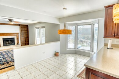 1274 Cobblestone Ct, Naperville, IL 60564 - photo 6