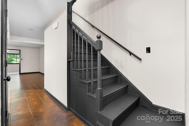 2705 N Center St unit 78, Hickory, NC 28601 - photo 2