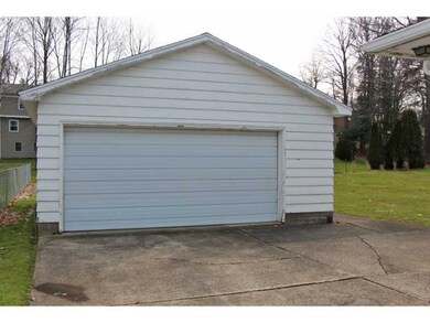 3717 W 38th St, Erie, PA 16506 - photo 3