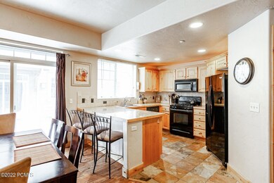 6_Kitchen_1800x1200_3829495