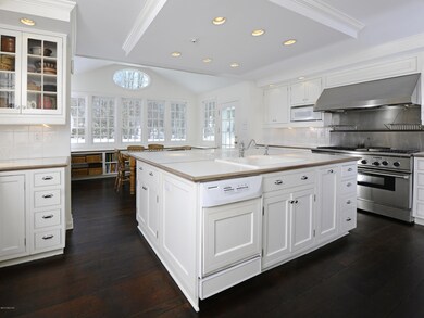 Kitchen w/ Thermador range
