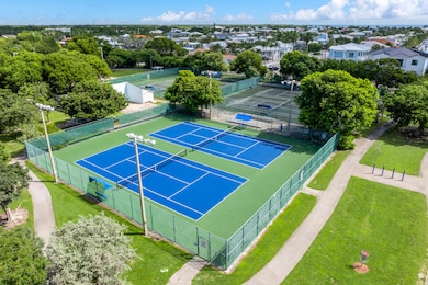 Brand new Pickeball Courts
