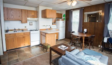 34 N Clarendon St, Cranston, RI 02910 - photo 6