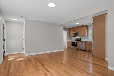 20 Maple Ct, Ashaway, RI 02804 - photo 4