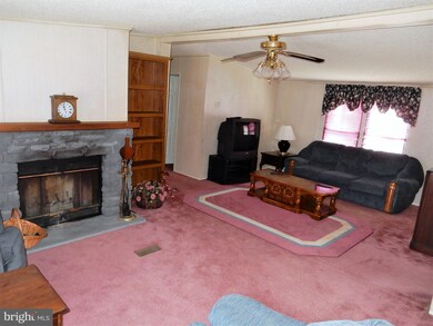 242 Edward Ln, Lothian, MD 20711 - photo 3