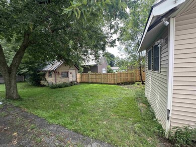 12 Locke Terrace, Saint Albans, VT 05478 - photo 4