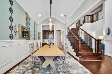 1247 Chamboard Ln, Houston, TX 77018 - photo 6