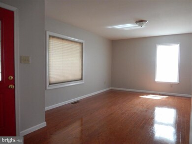 304 Confederate Dr, Locust Grove, VA 22508 - photo 4