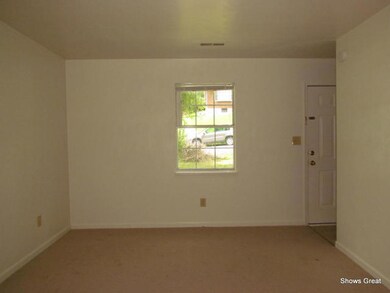 20130903095840035616000000-o