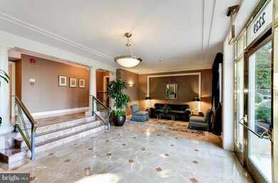 2229 Bancroft Place NW unit 403, Washington, DC 20008 - photo 2