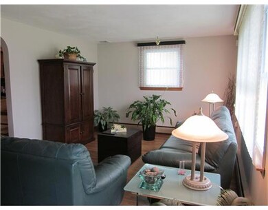 36 Lockmere Rd, Cranston, RI 02910 - photo 4