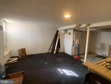 1014 Mount Holly St, Baltimore, MD 21229 - photo 2