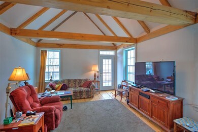 8754 Pomfret Rd, Pomfret, VT 05084 - photo 5