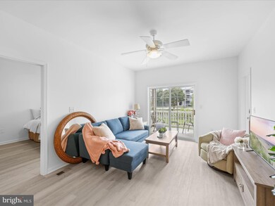 300 Pebble Dr unit 305, Rehoboth Beach, DE 19971 - photo 3