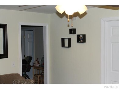 151 Stenzil St, North Tonawanda, NY 14120 - photo 4