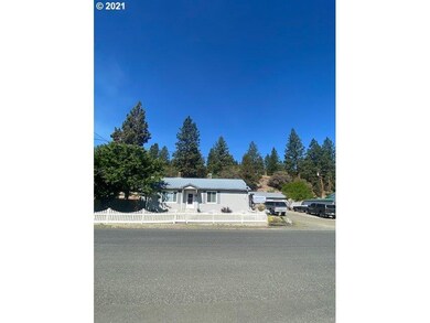 227 N Humbolt St, Canyon City, OR 97820 - photo 2