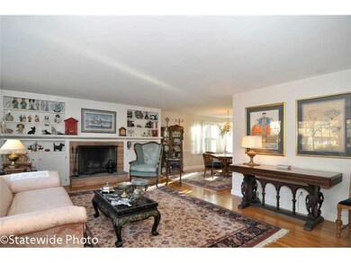 149 Glen Hills Dr, Cranston, RI 02920 - photo 4