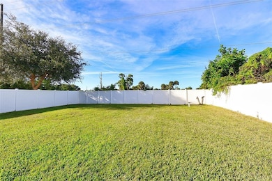 1595 Lexington Square SW, Vero Beach, FL 32962 - photo 2
