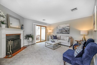 1100 Lagrange St unit 1100, West Roxbury, MA 02132 - photo 4