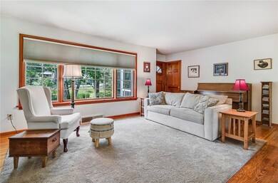 The perfect setting to bird watch from your living