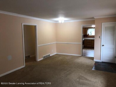 Living/Dining Area