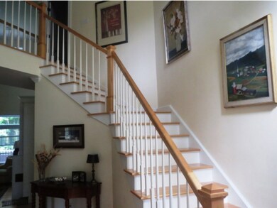 393 Sycamore St, Shelburne, VT 05482 - photo 6