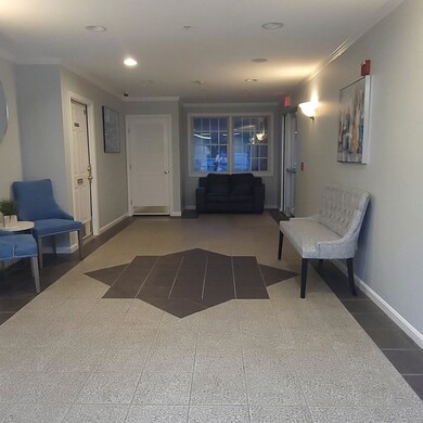 20 Heaths Ct unit 410, Lynn, MA 01905 - photo 2