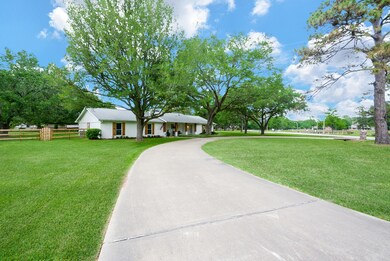 22103 Rosewood Trail, Tomball, TX 77377 - photo 3