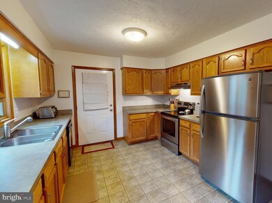 87 Jessica Dr unit 7, Gettysburg, PA 17325 - photo 7